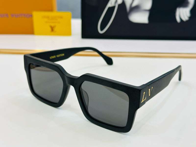 Picture of LV Sunglasses _SKUfw56867810fw